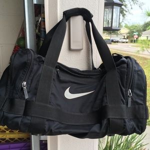 mens duffle bag nike